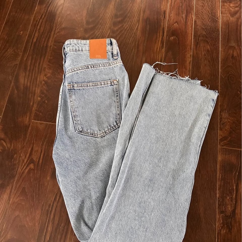 Zara Straight Leg Jeans - Light Blue